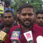 Poliția trage cu gaze lacrimogene în capitala Colombo la protestul studenților