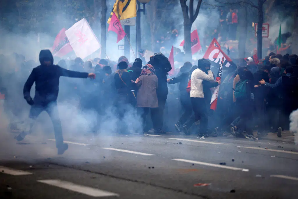 Rebelii suburbiilor franceze