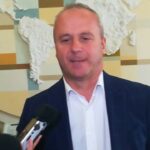 Viață de nabab. 11.000 de euro, remunerația lunară a rectorului de la Universitatea „Transilvania” din Brașov