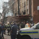 INCENDIU devastator în Johannesburg. Un bloc a ars din temelii. Cel puțin 52 de oameni au murit VIDEO