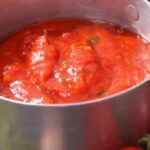 De ce trebuie să adaugi vin roșu în bulionul de roșii. Secretul unui gust desăvârșit