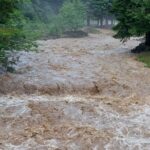 Pericol de inundații în județele Neamț și Iași! Hidrologii au instituit codul portocaliu