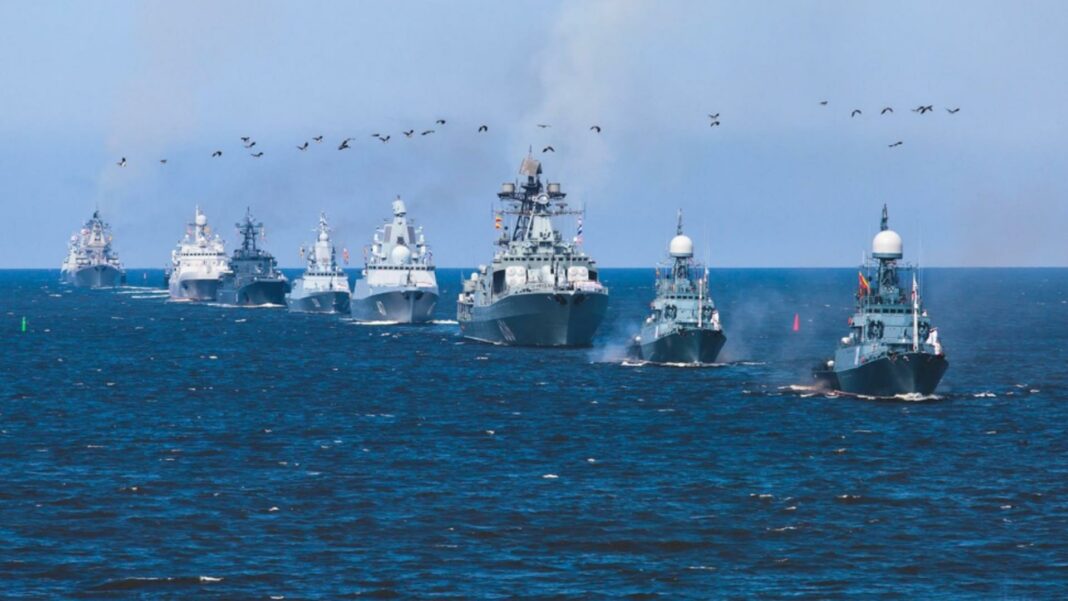 Rusia 300 nave 20000 oameni