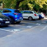 Suma colosală plătită de o familie din România pentru închirierea unui loc de parcare. Au licitat la maxim să îi facă în ciudă vecinului