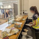 27 de persoane arestate în Spania pentru spălarea a peste 65 de milioane de euro. Banii erau obținuți din traficul de droguri