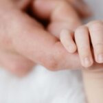 Semnal de alarmă tras de medici despre COVID-19 la copiii mici – Dr. Mihai Craiu: „Avem ZILNIC zeci de sugari internați”