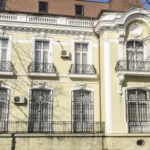 Fosta șefă a unei direcții pentru Cultură, pusă la muncă în folosul comunității!