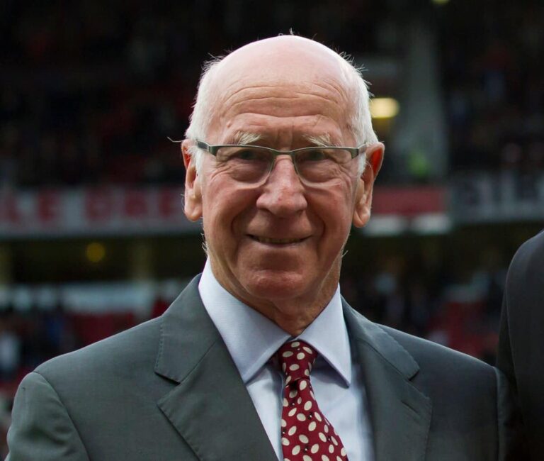 Pierdere imensă în fotbal: Sir Bobby Charlton a murit la vârsta de 86 de ani