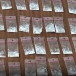 Jandarmii din Alba au descoperit la un bărbat plicuri cu substanță albă-cristalină interzisă