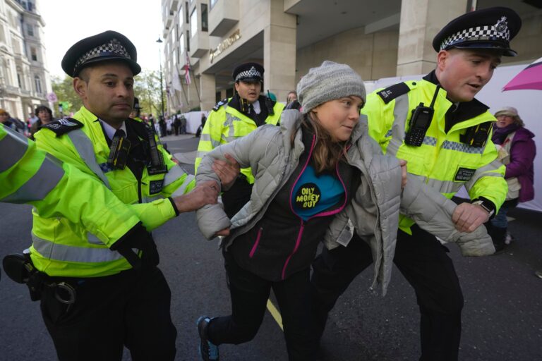 Greta Thunberg, arestată la Londra, în timpul Conferinţei Energy Intelligence Forum