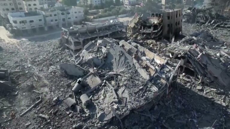 Un cartier din Gaza a fost pus la pământ după atacurile aeriene ale Israelului