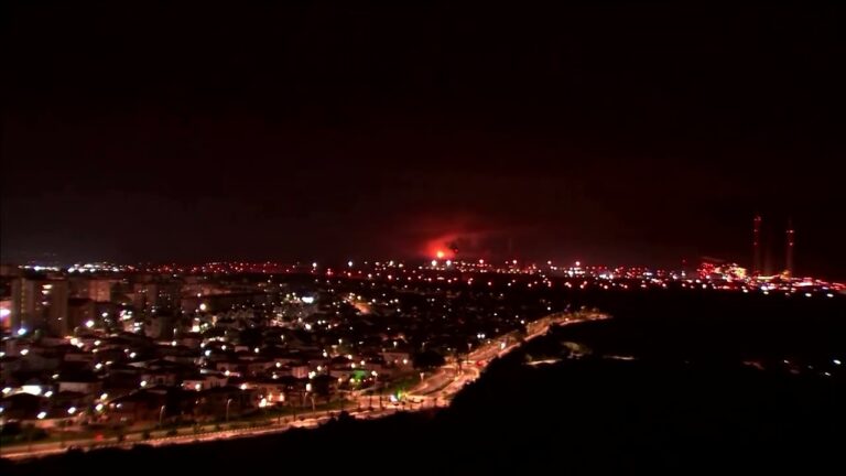 VIDEO. Bombardamente intense au fost observate la granița dintre Israel și Gaza
