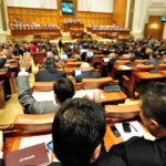 Partidele de opoziție votează CONTRA