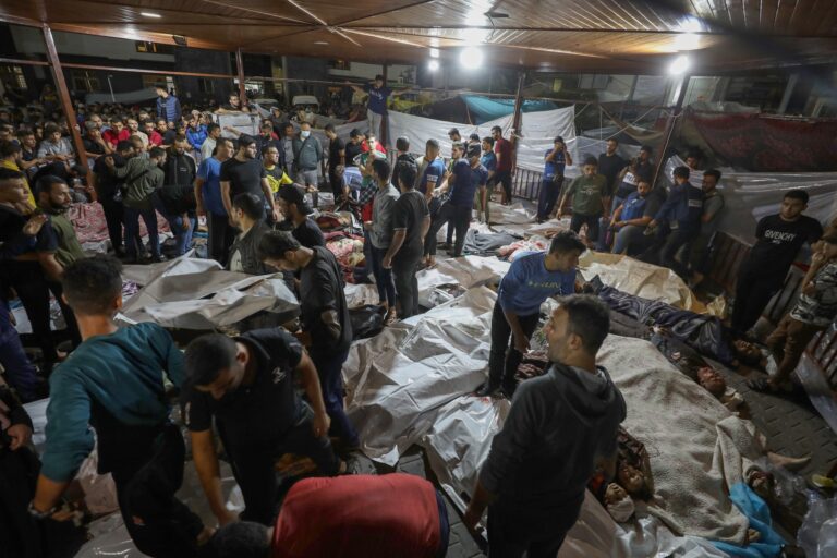 Sursă AFP: Tirul mortal asupra unui spital din Gaza a făcut “câteva zeci de morţi”, şi nu sute