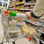 Proiect. Adaosul comercial al retailerilor pentru produsele româneşti nu va depăși 20%