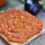 Cât ulei se pune, de fapt, în zacusca de vinete. Greșeala care compromite rețeta