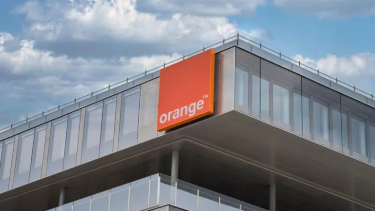 ANPC a amendat Orange cu 150.000 de lei și a decis încetarea practicii comerciale înşelătoare