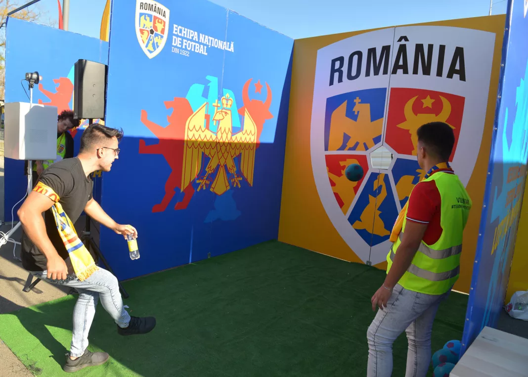 Arena Fanilor in Romania Libera news article