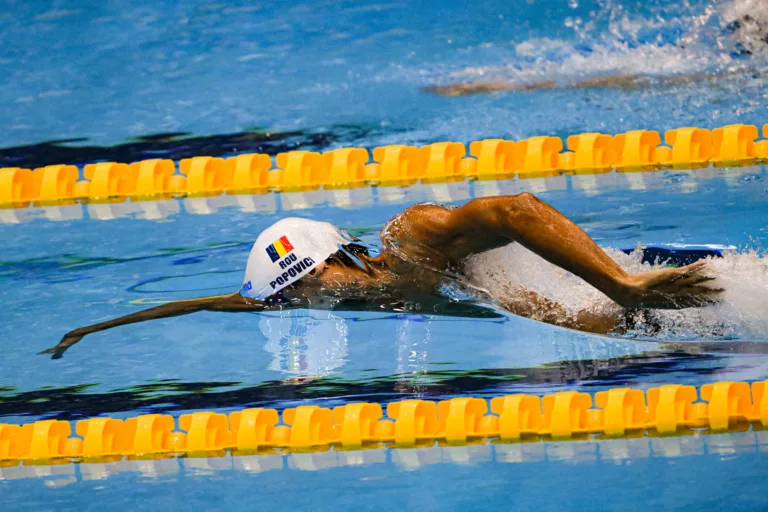 David Popovici, prima medalie de aur la Campionatele Naţionale de înot în bazin scurt