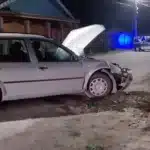 Un tânăr este cercetat pentru tentativă de omor după ce a vrut să se sinucidă cu mașina și a provocat un accident