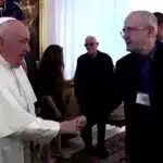 VIDEO. Papa se întâlnește cu rudele ostaticilor israelieni și palestinieni