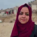 Locuitorii din Gaza se îndreaptă spre plajă, căutând alinare