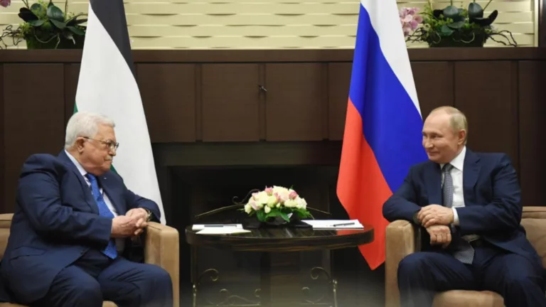 Preşedintele palestinian şi-a amânat întâlnirea cu Putin, la Moscova