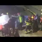 VIDEO. Un zid se prăbușește peste mașini, în timp ce ploile lovesc Republica Dominicană