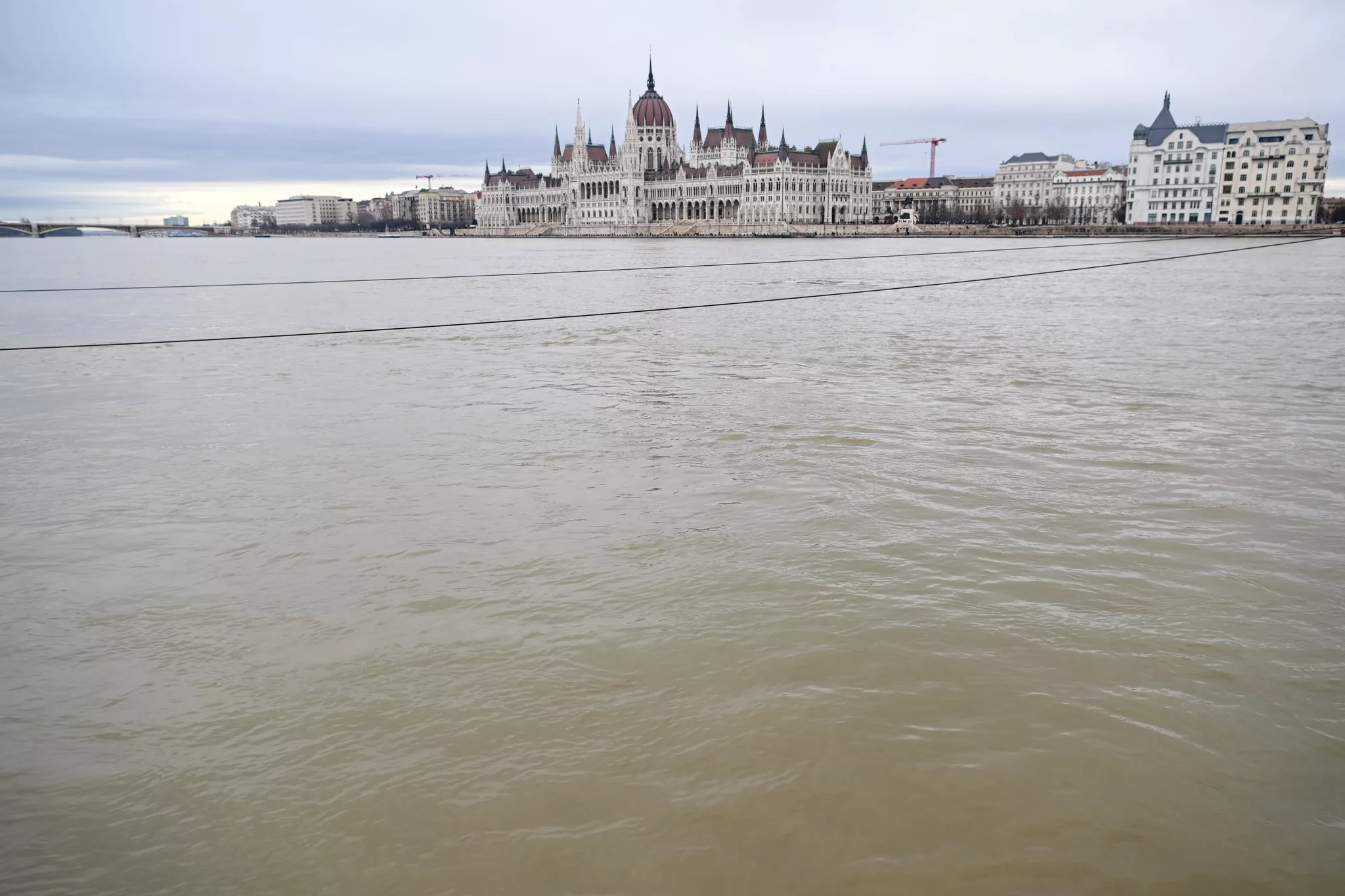 Poliția ungară l-a arestat pe căpitanul unei nave implicată într-o coliziune pe Dunăre