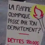 Mai mulți activiști anti-olimpici simulează o „moarte subită” la Paris
