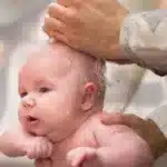 Ce articole ar trebui să conțină un trusou pentru botez