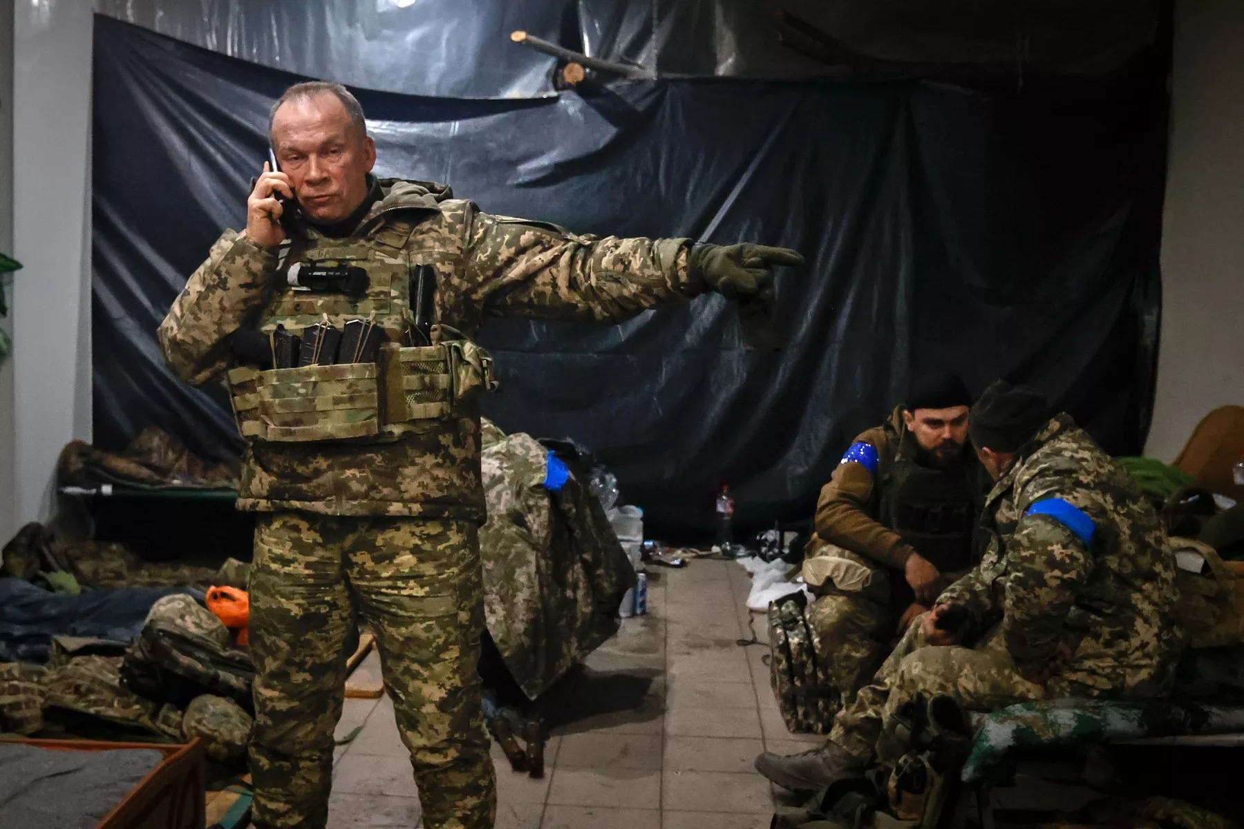 Comandantul armatei ucrainene afirmă că situația de pe frontul de est s-a deteriorat serios