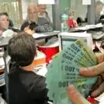 Peste 13.500 de bugetari angajați în numai un an