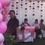 VIDEO. Indonezienii votează într-o secție cu tematica Valentine’s Day