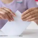 Sondaj Eurobarometru: Tinerii din România, pe primul loc în UE la intenția de vot pentru alegerile europarlamentare