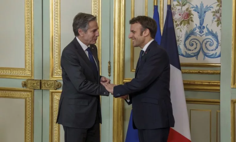 Antony Blinken va fi primit săptămâna viitoare de președintele Emmanuel Macron