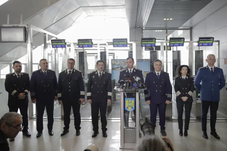 România intră în Schengen cu spațiul aerian și maritim din 31 martie. Precizările chestorului Bogdan Despescu