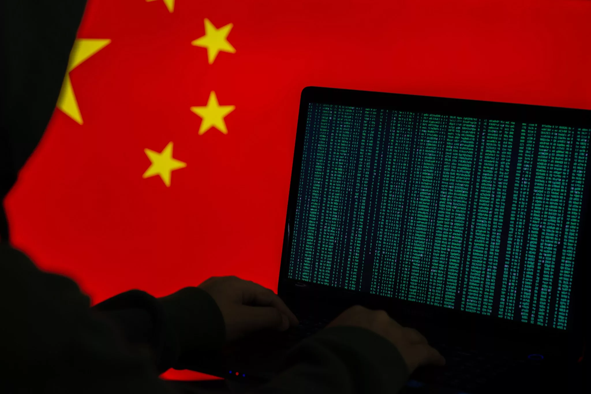 Marea Britanie și SUA acuză China că desfășoară o amplă campanie de spionaj cibernetic