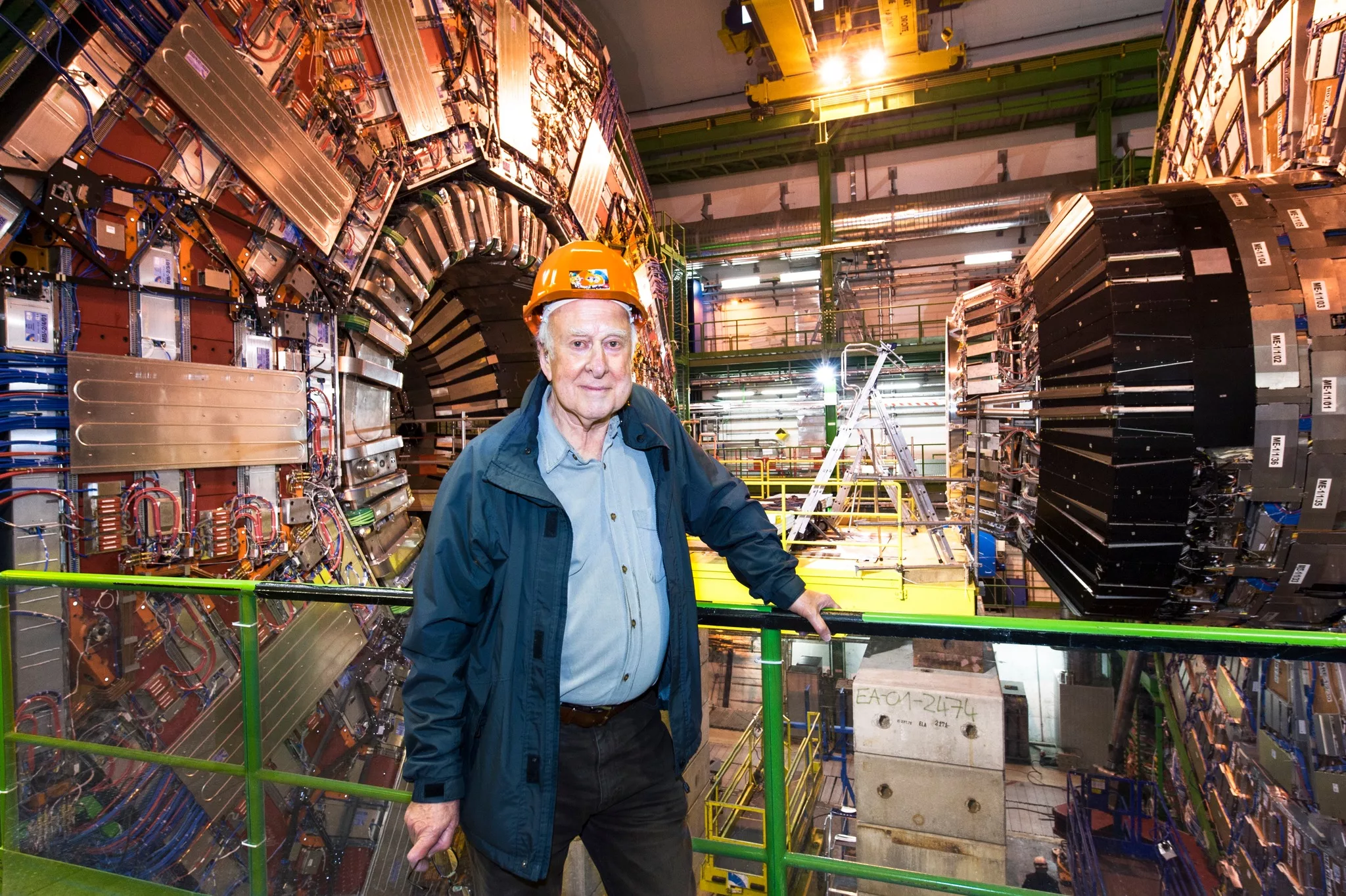 Peter Higgs, fizicianul care a descoperit „particula lui Dumnezeu”, a murit la 94 de ani