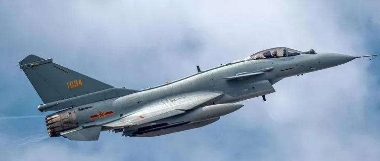 Taiwanul anunță că a detectat 21 de avioane militare chineze în jurul insulei