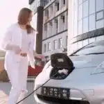 Revoluția Silențioasă: Mașinile electrice și viitorul mobilității durabile