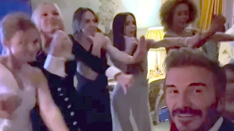 VIDEO. Trupa Spice Girls, prezentă la petrecerea dată de Victoria Beckham. Soția fotbalistului a împlinit 50 de ani