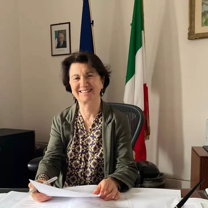 Ministrul italian al familiei a fost huiduită de persoane care susțin dreptul la avort
