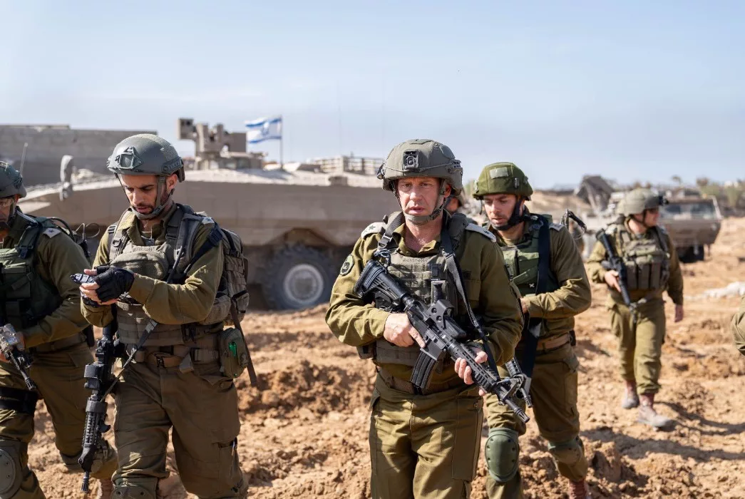 Marea Britanie ia partea Israelului după decizia CIJ referitoare la aslatul asupra Rafah