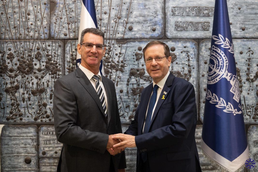 Dr. Lior Ben Dor, noul ambasador în România al Israelului