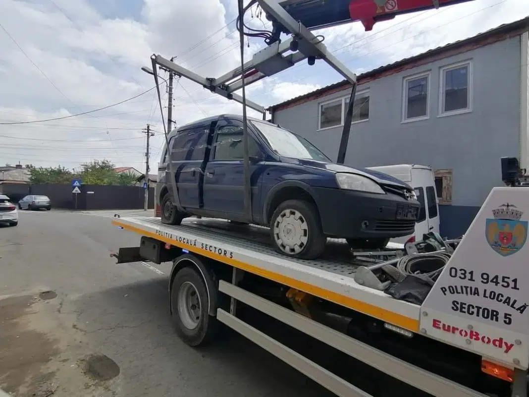 Autoturism remorcat de poliția locală, Sector 5