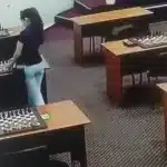 VIDEO. Rusia, turneu de șah. O jucătoare a stropit cu mercur tabla adversarei, pentru că voia să o omoare