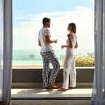 Cameră de hotel sau apartament în regim hotelier: care sunt diferențele și ce să alegi?
