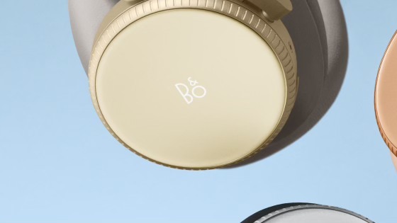 Bang & Olufsen a utilizat piele de miel pentru pernuțele de ureche ale noilor sale căști