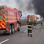 15 persoane evacuate în județul Dâmbovița după ciocnirea a două autocisterne pe DN72